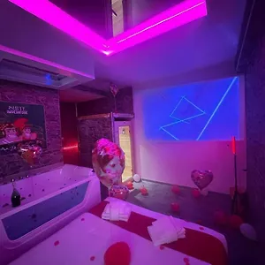 https://imperatore-apartments.it-romehotels.com