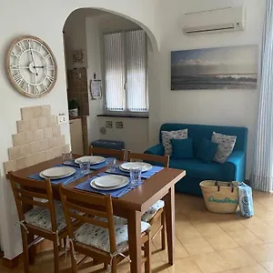 https://la-casa-di-via-musso.hotelitalianriviera.com